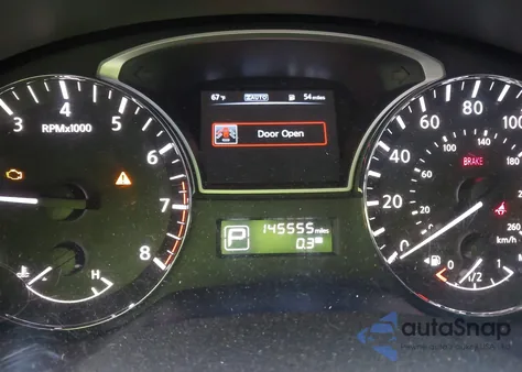 2015 Nissan Pathfinder S z USA, uszkodzony, nr VIN 5N1AR2MM1FC667343